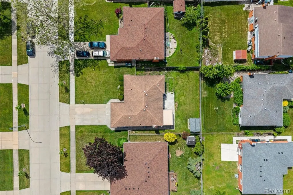 3535 Hein Drive Sterling Heights City MI 48310