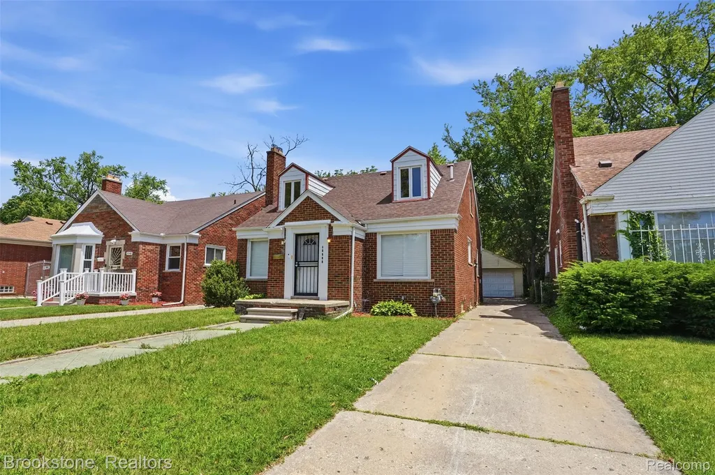 18034 Lesure Street Detroit City MI 48235