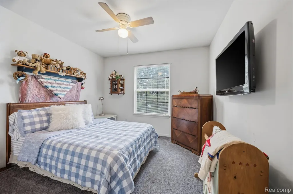 11682 Heatherwood Circle Taylor City MI 48180
