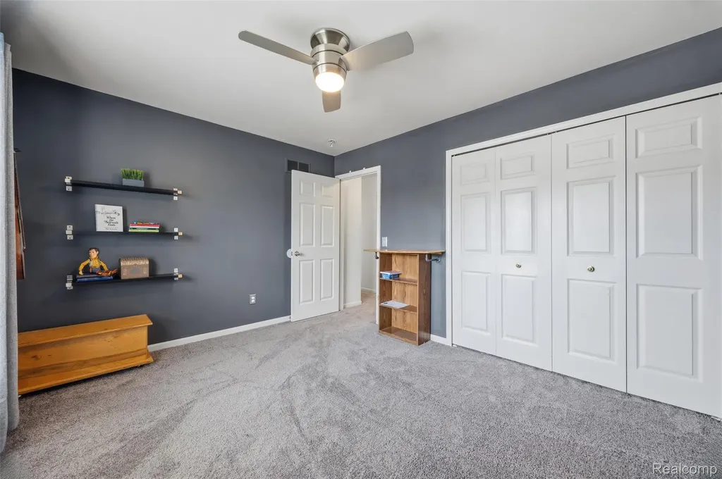 11682 Heatherwood Circle Taylor City MI 48180