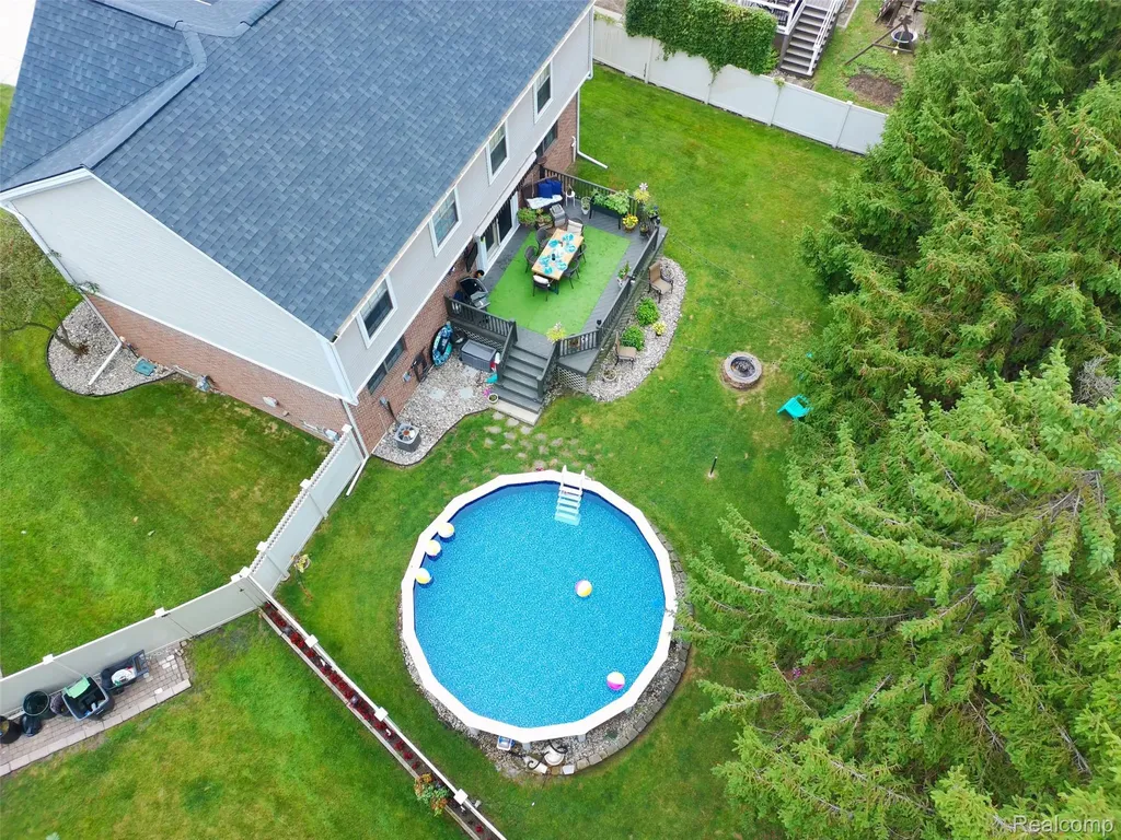 11682 Heatherwood Circle Taylor City MI 48180