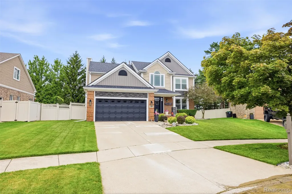 11682 Heatherwood Circle Taylor City MI 48180