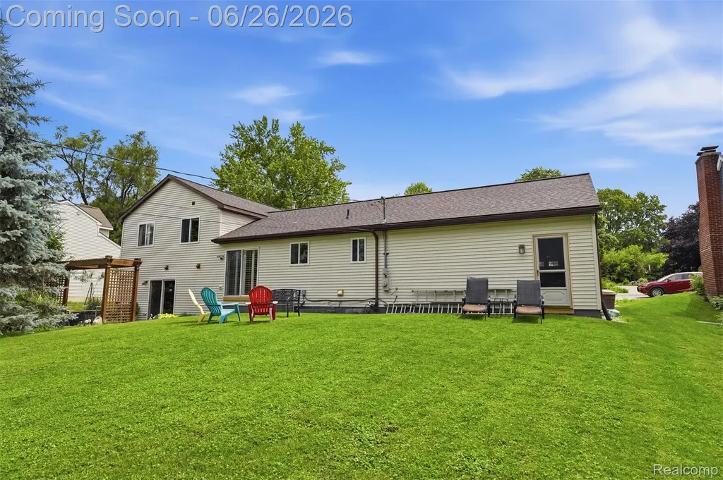 88 Luella Avenue Scio Township MI 48103