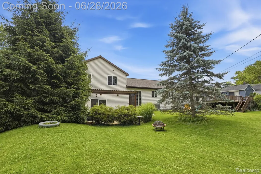 88 Luella Avenue Scio Township MI 48103