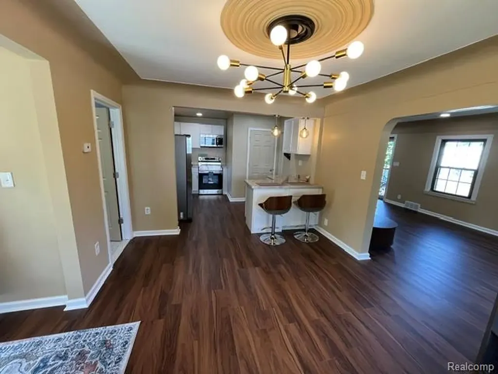 14250 Inkster Road Redford Charter Township MI 48239