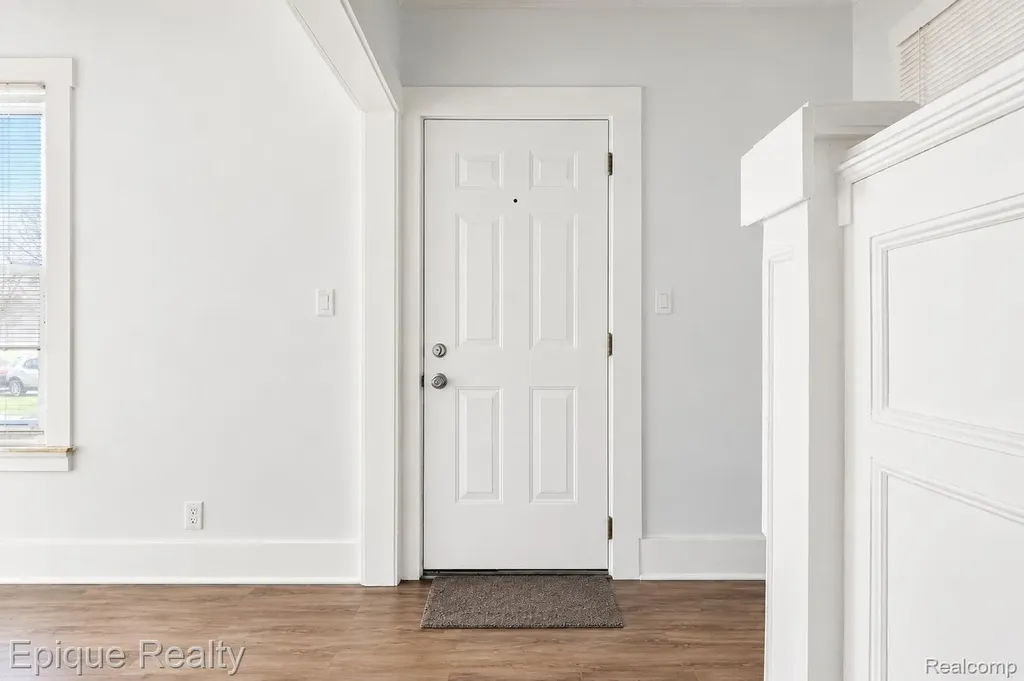 64 Glendale Street Highland Park City MI 48203