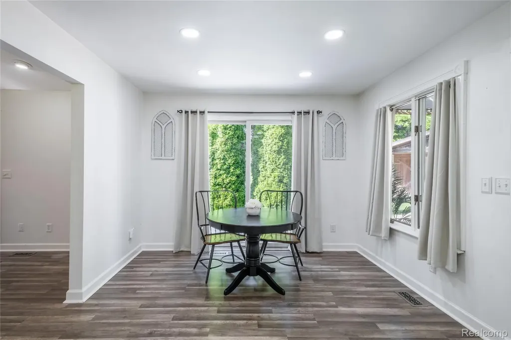 4418 N Gale Road Richfield Township MI 48423