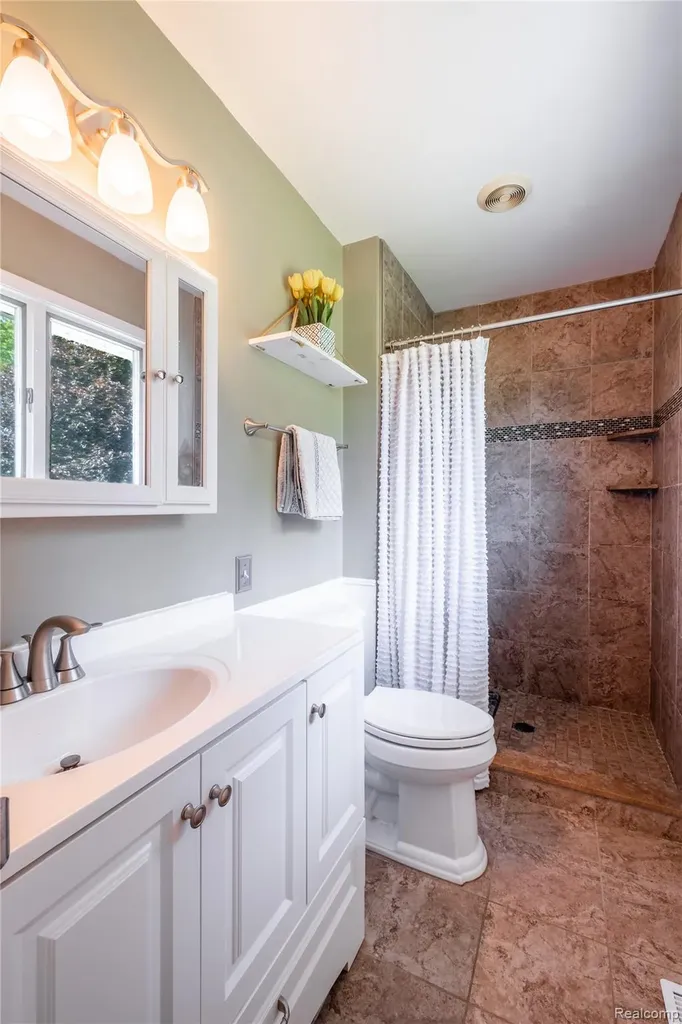 4418 N Gale Road Richfield Township MI 48423
