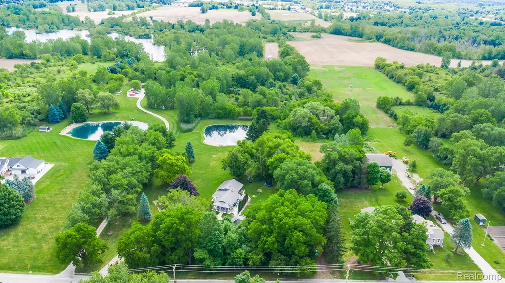 4418 N Gale Road Richfield Township MI 48423