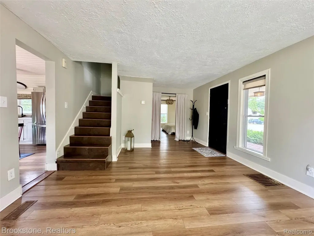 207 N Church Ortonville Village MI 48462