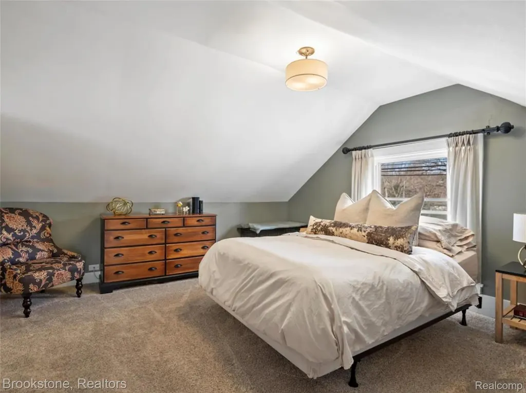 207 N Church Ortonville Village MI 48462