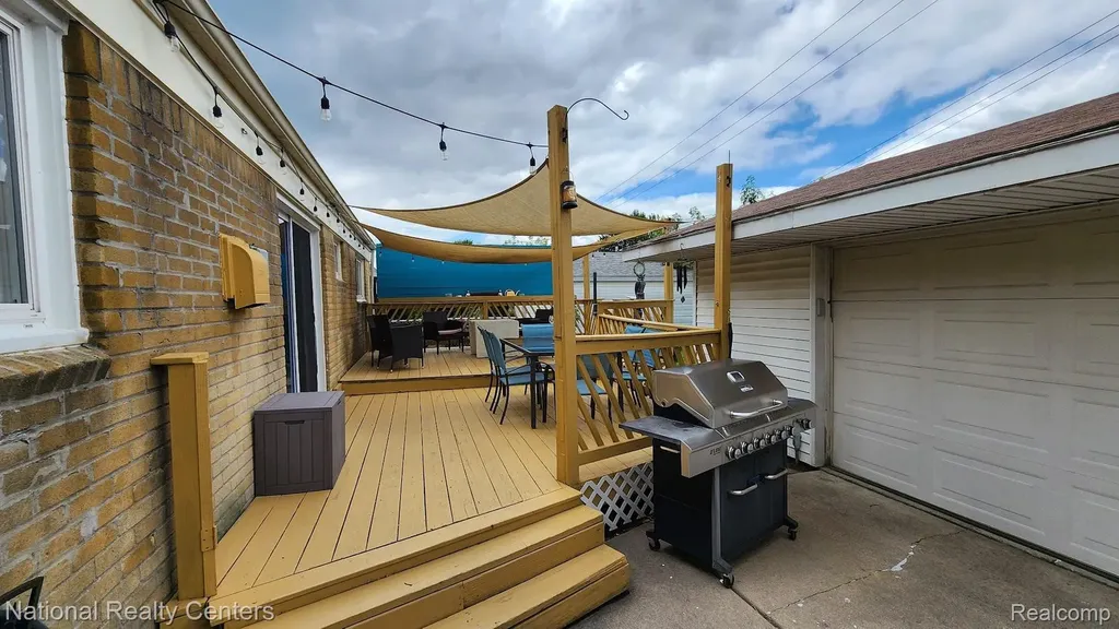 22334 Mary Street Taylor City MI 48180