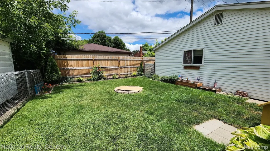 22334 Mary Street Taylor City MI 48180