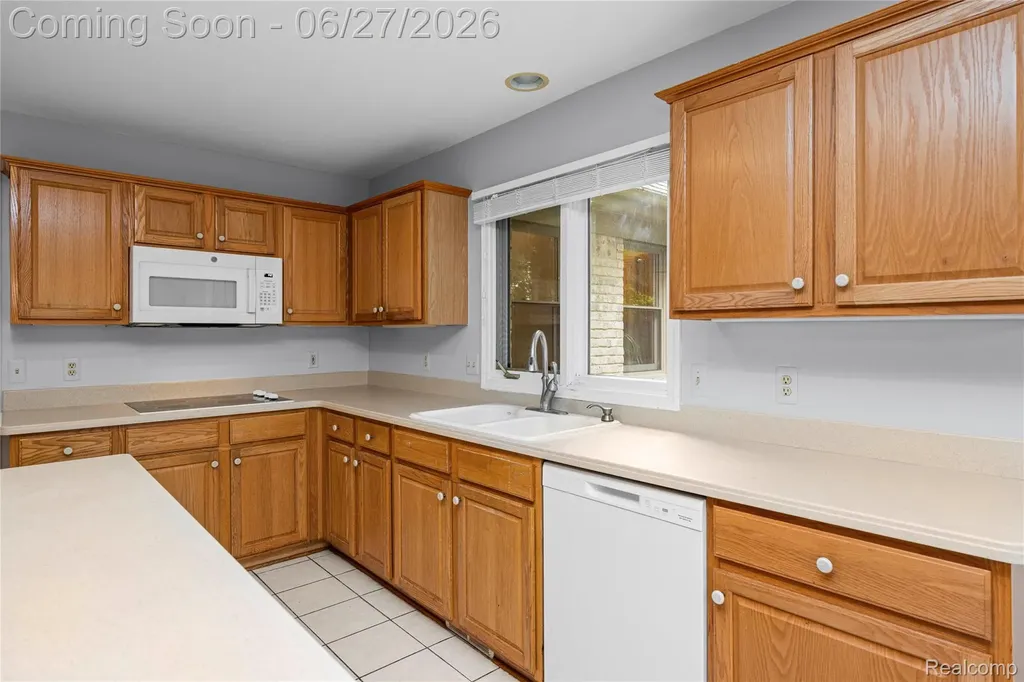 39566 Danielle Drive Northville Township MI 48167