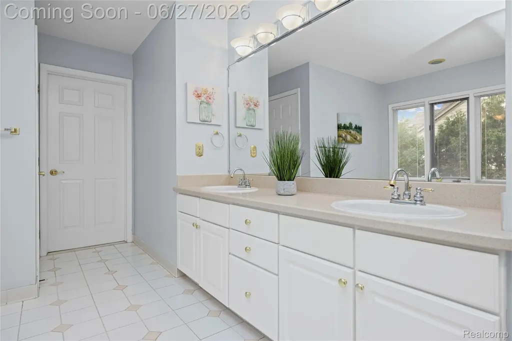 39566 Danielle Drive Northville Township MI 48167