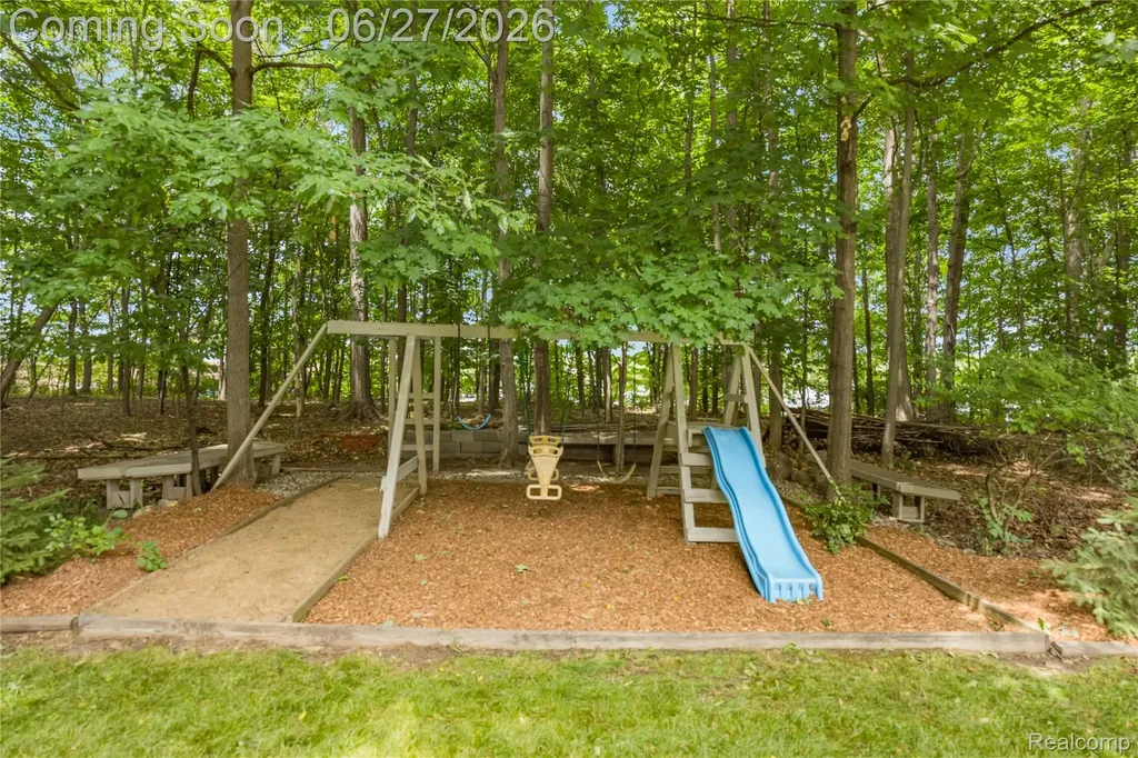 39566 Danielle Drive Northville Township MI 48167