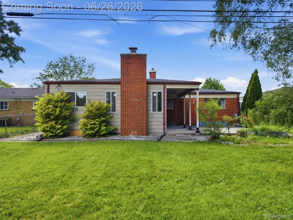 26826 Palomino Avenue Warren City MI 48089