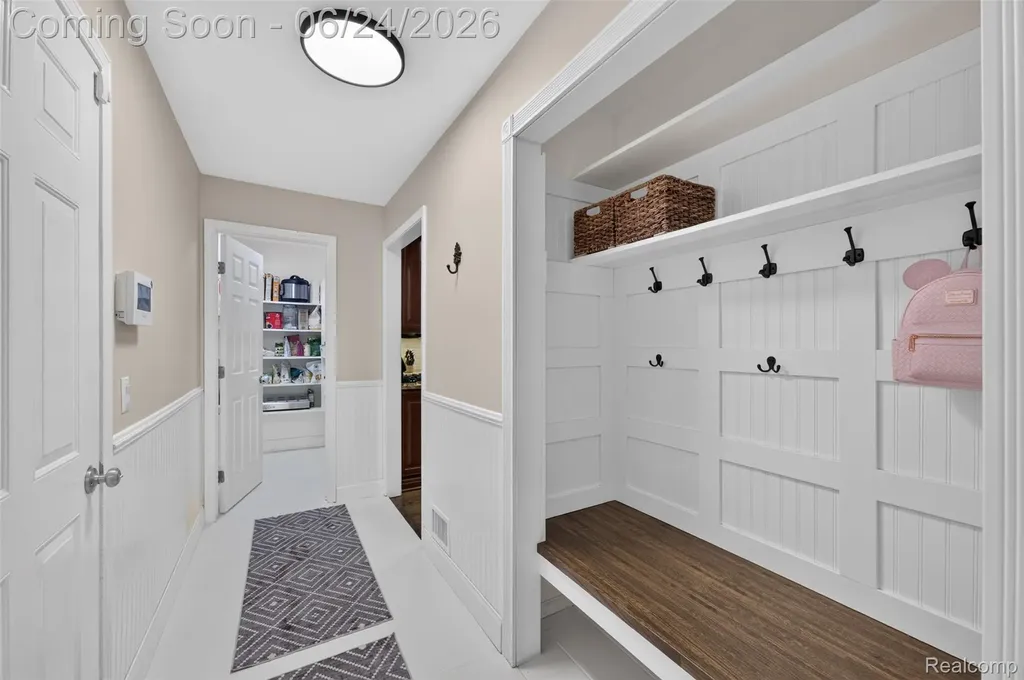 7556 Olde Sturbridge Trail Independence Charter Township MI 48348