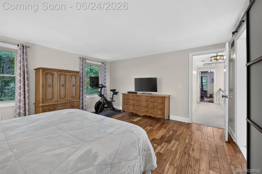 7556 Olde Sturbridge Trail Independence Charter Township MI 48348