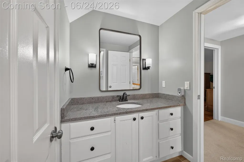 7556 Olde Sturbridge Trail Independence Charter Township MI 48348