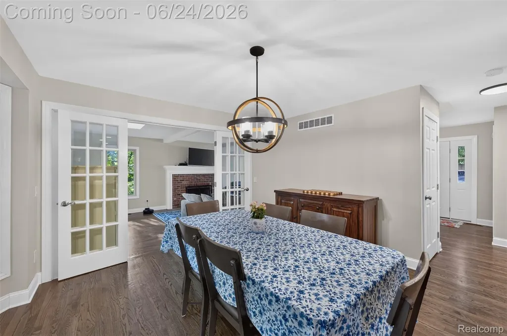 7556 Olde Sturbridge Trail Independence Charter Township MI 48348
