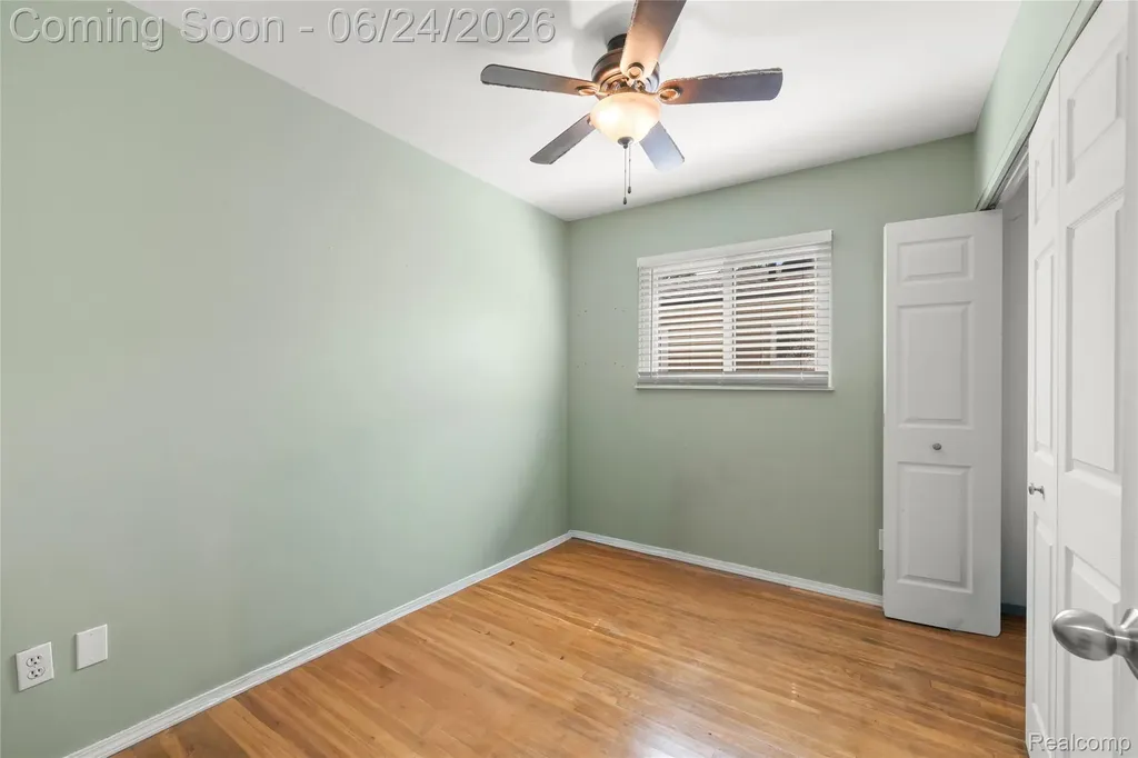 23421 Allor Street St. Clair Shores City MI 48082