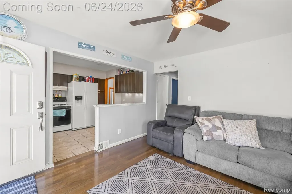 23421 Allor Street St. Clair Shores City MI 48082