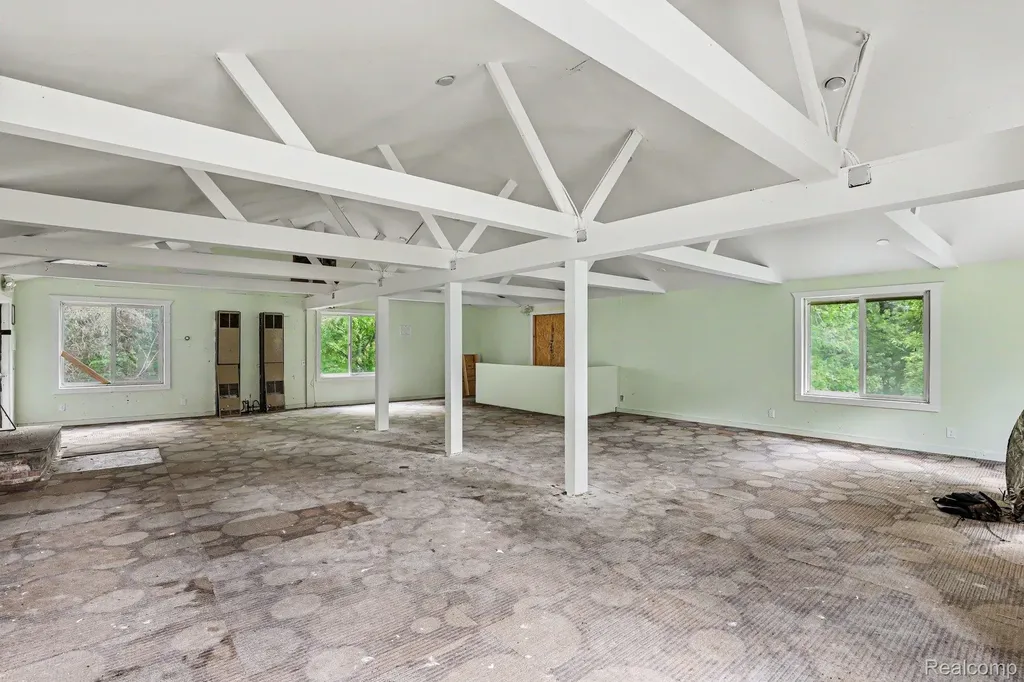 4202 Kingston Road Koylton Township MI 48741