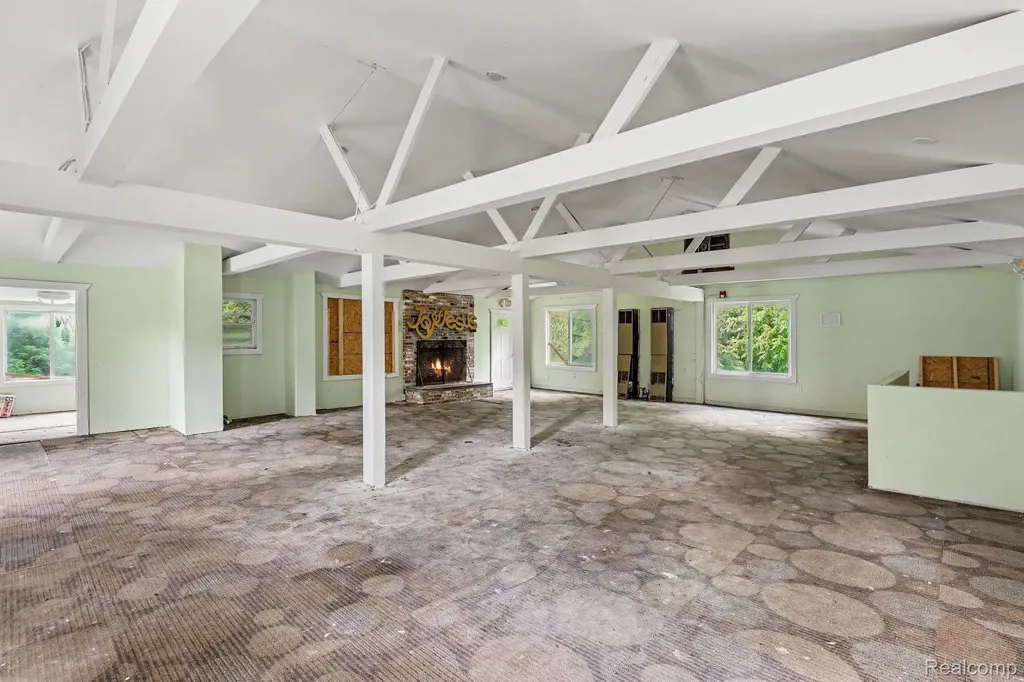 4202 Kingston Road Koylton Township MI 48741