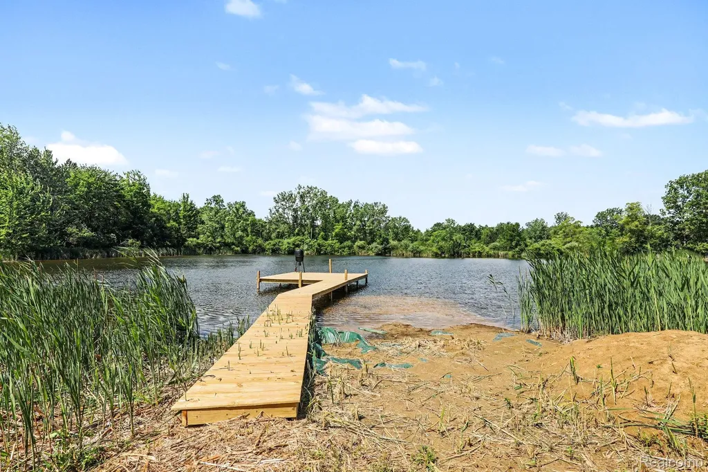 4202 Kingston Road Koylton Township MI 48741
