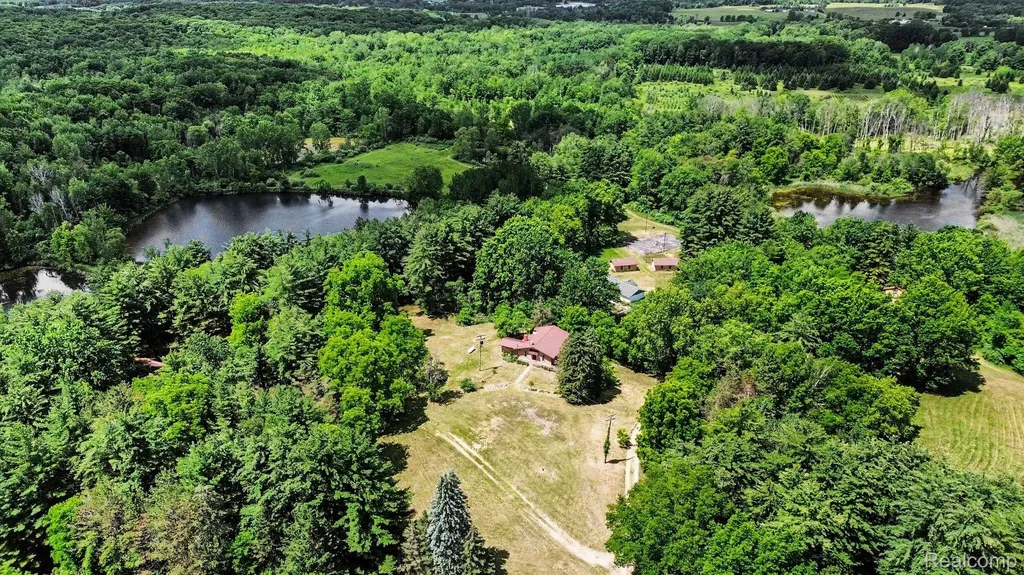 4202 Kingston Road Koylton Township MI 48741