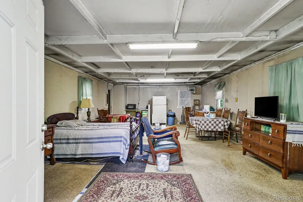 4202 Kingston Road Koylton Township MI 48741