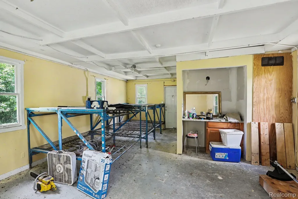 4202 Kingston Road Koylton Township MI 48741