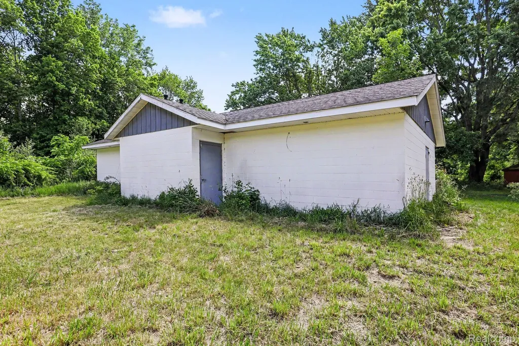 4202 Kingston Road Koylton Township MI 48741