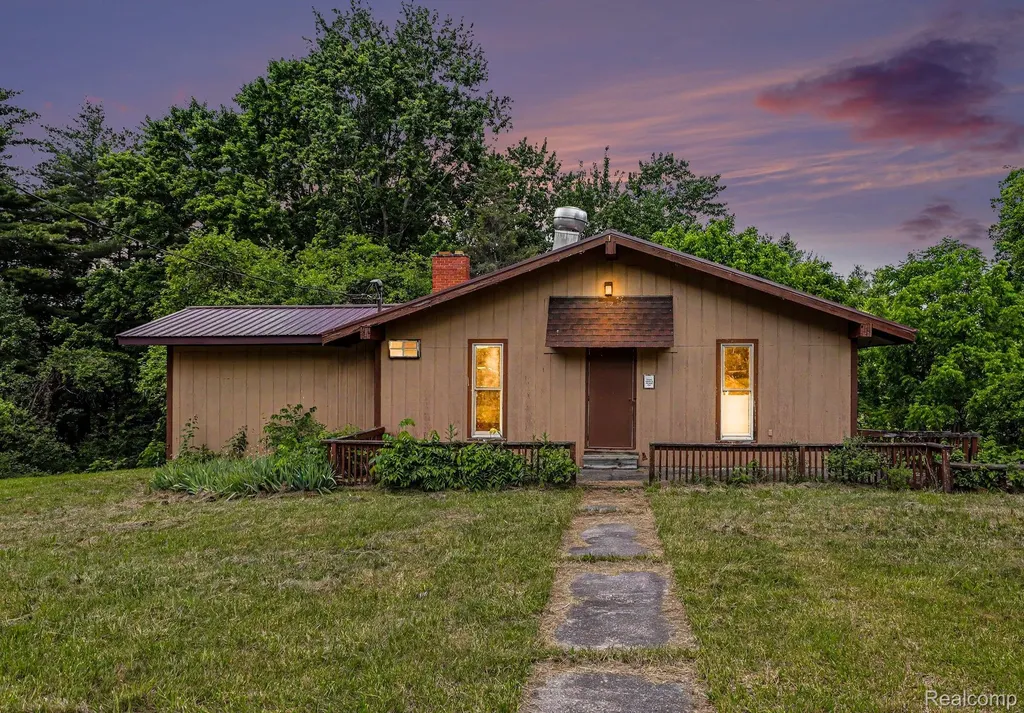 4202 Kingston Road Koylton Township MI 48741
