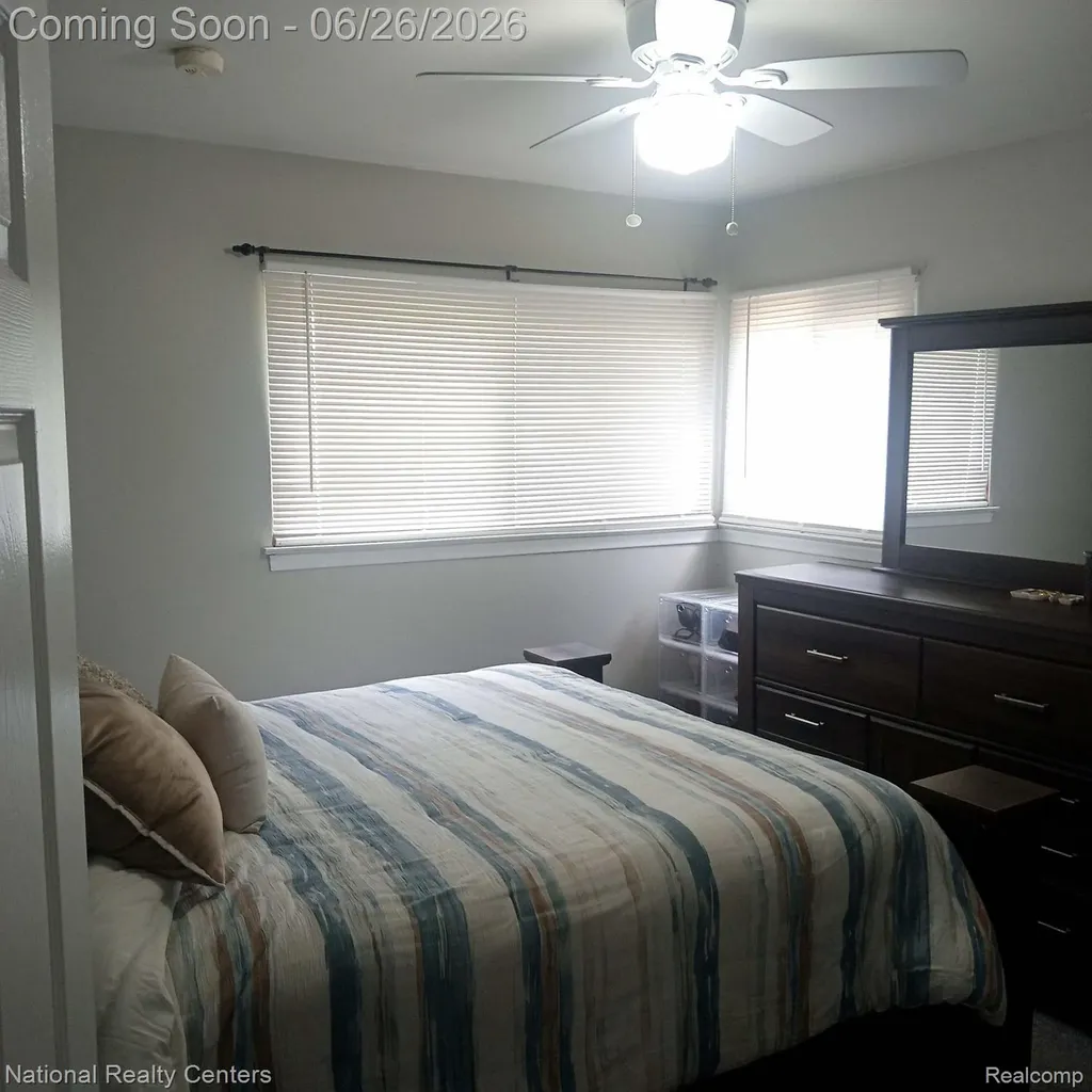 1624 Knowles Street Ypsilanti Charter Township MI 48198