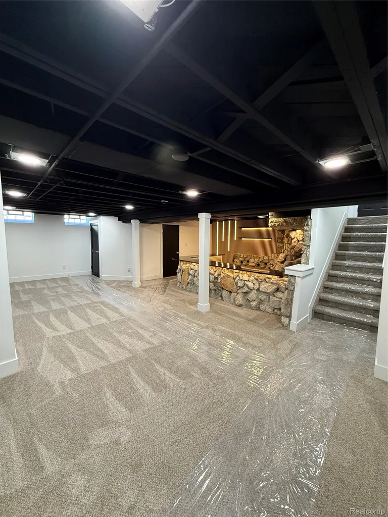 13941 Pearson Street Oak Park City MI 48237