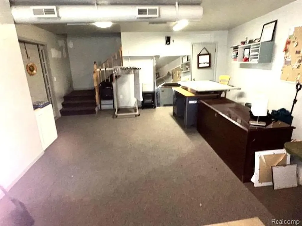 358 W Huron Street Pontiac City MI 48341