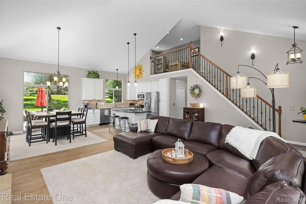 26345 Pillsbury Street Farmington Hills City MI 48334