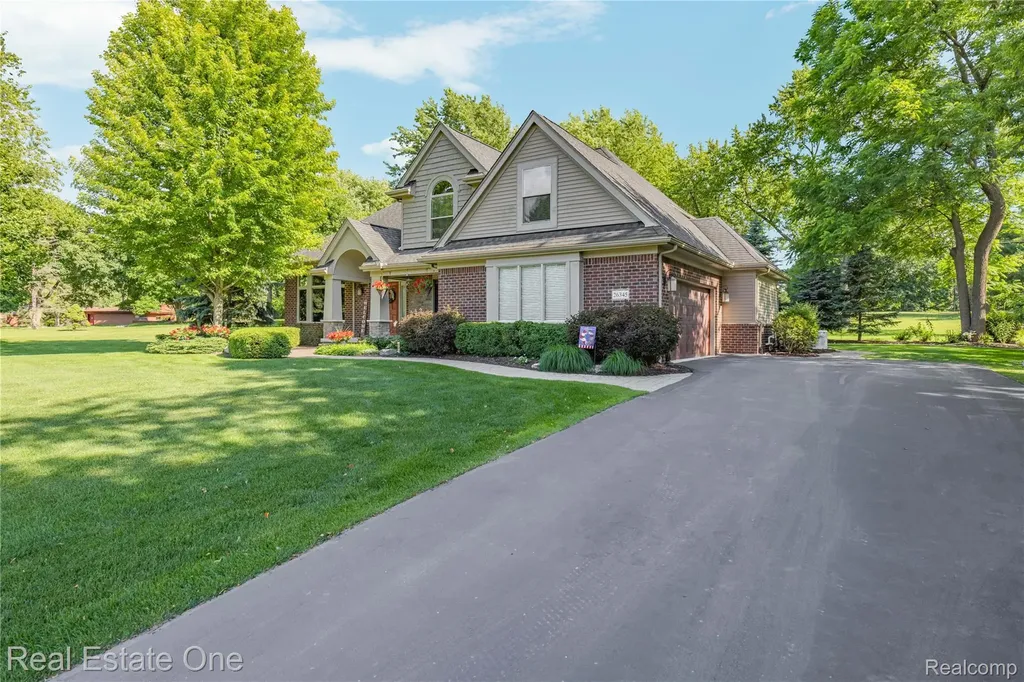 26345 Pillsbury Street Farmington Hills City MI 48334