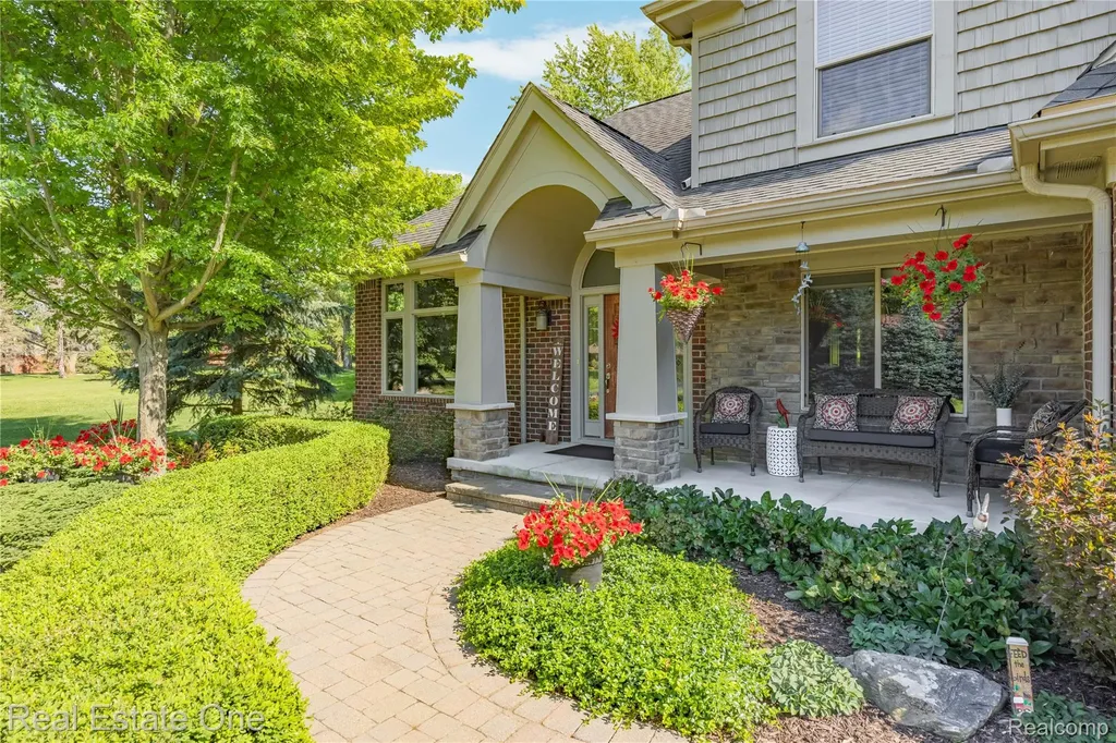 26345 Pillsbury Street Farmington Hills City MI 48334