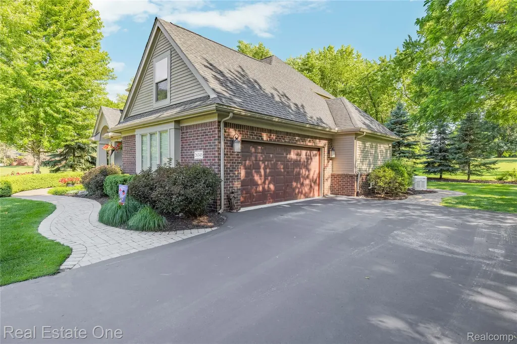 26345 Pillsbury Street Farmington Hills City MI 48334