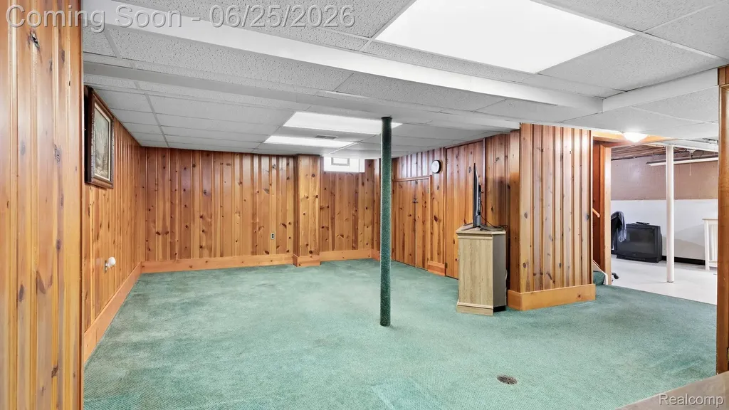 13451 Ward Street Southgate City MI 48195