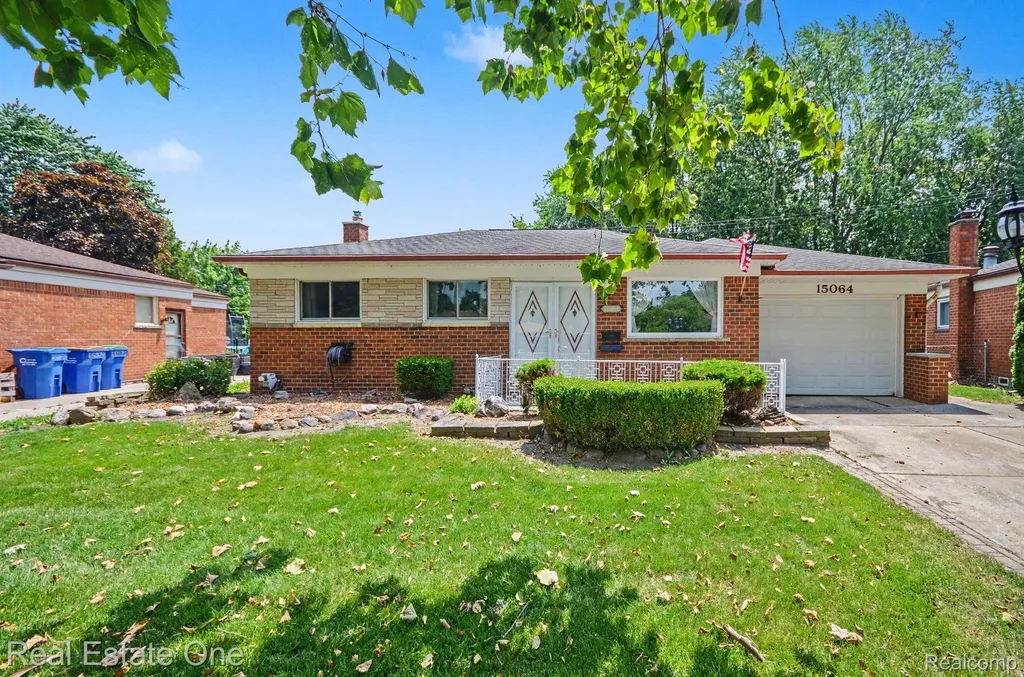 15064 Masonic Boulevard Warren City MI 48088