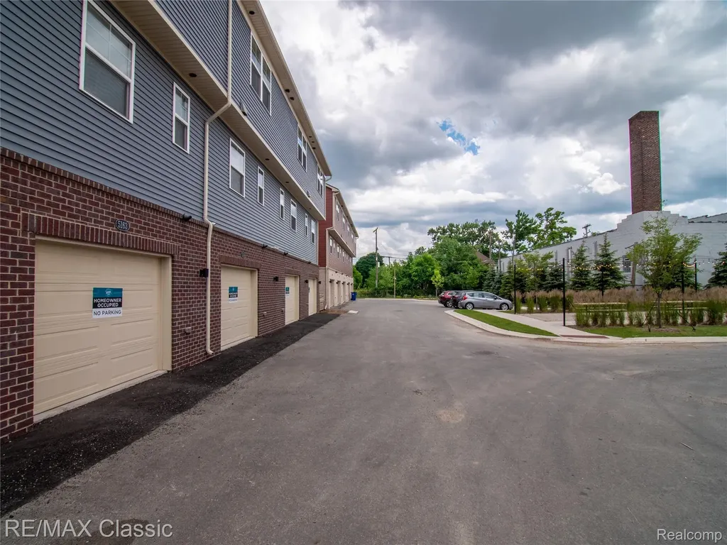5163 Avery Street Detroit City MI 48208