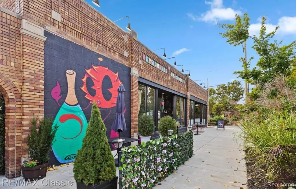 5163 Avery Street Detroit City MI 48208