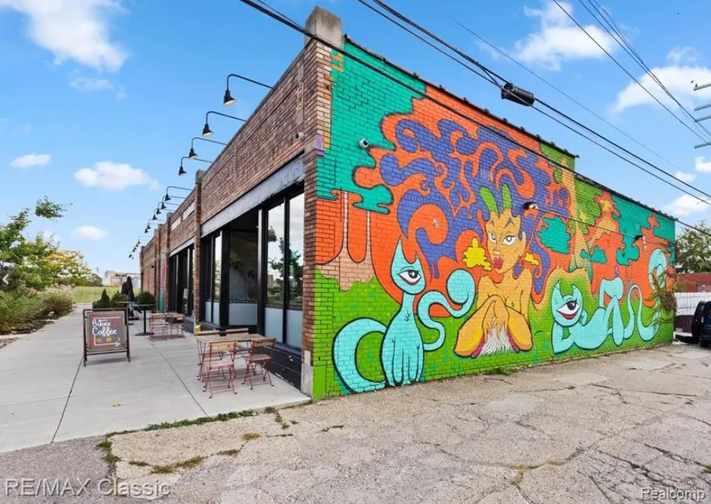 5163 Avery Street Detroit City MI 48208