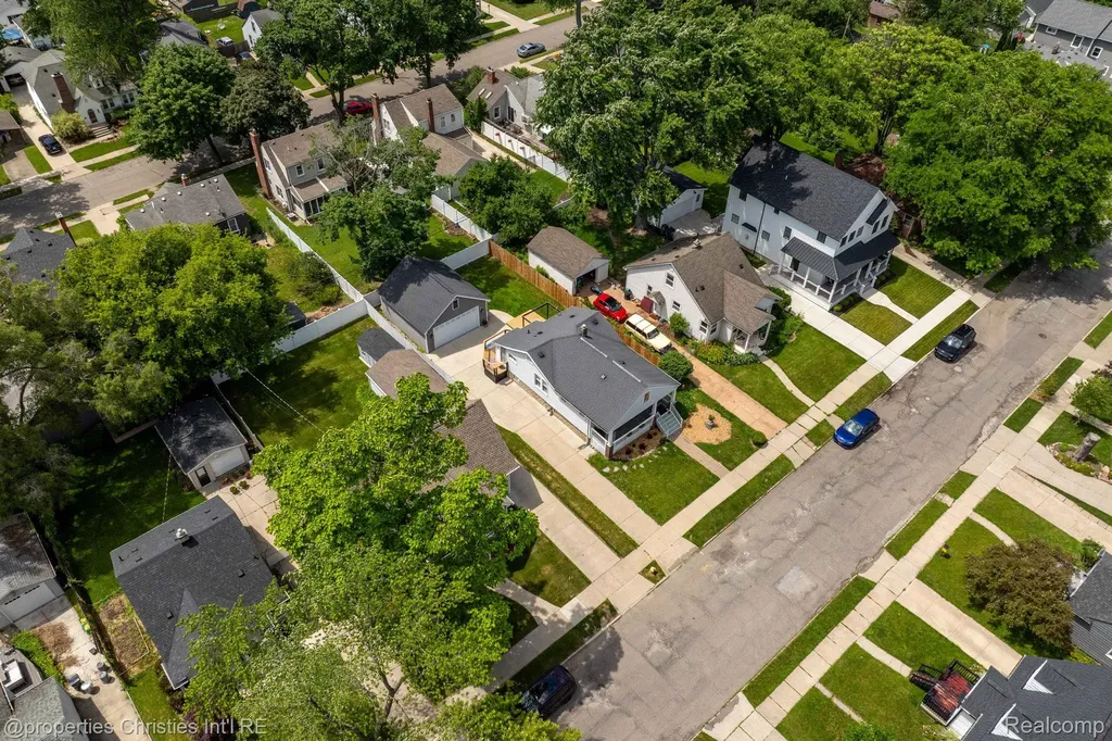 3059 Griffith Avenue Berkley City MI 48072