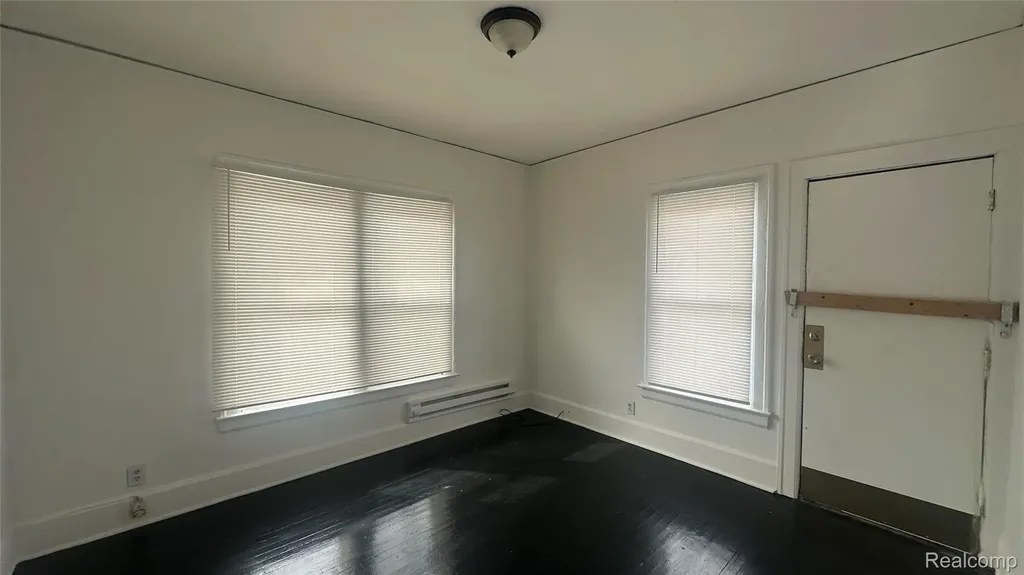 5771 Chatsworth Street Detroit City MI 48224