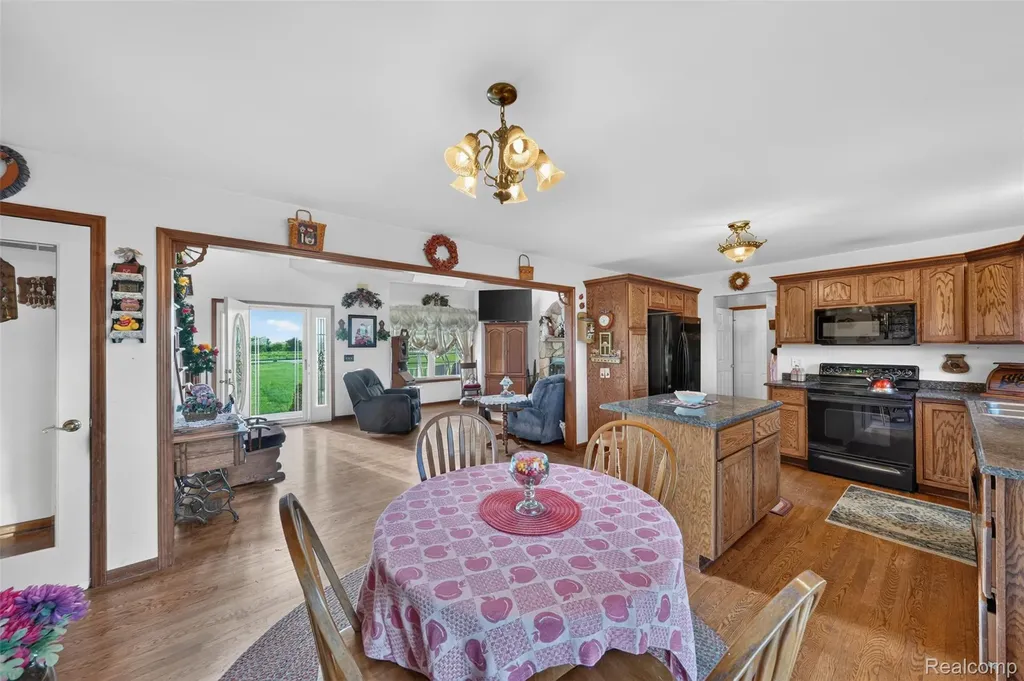 431 Rowley Drive Attica Township MI 48412